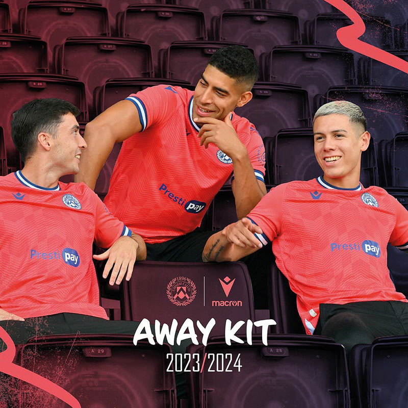 “ジーコ時代”のデザイン復活！ウディネーゼの23-24新ユニ、懐かしの「シマウマエンブレム」も再登場｜写真6