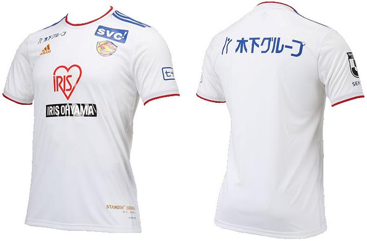 ベガルタ仙台、2022新ユニフォームを発表！象徴「ベガルタゴールド」でJ1復帰を目指す｜写真4