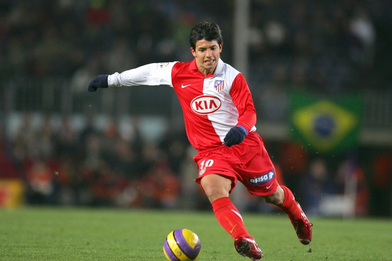 怪我や病気で不運な引退。ピッチを離れた6名のスター選手たち｜写真4