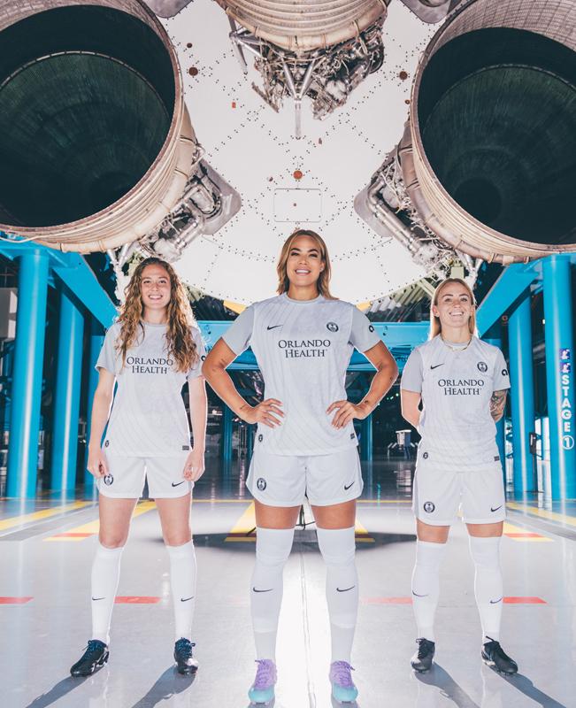 なでしこ選手もプレー！世界最強女子リーグ“NWSL”の「オシャレすぎるユニフォーム」7選｜写真4