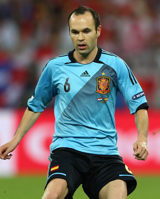 スペイン代表、ちょっと「異色デザイン」のユニフォーム5選｜写真2