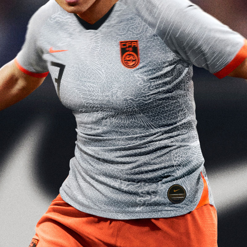 中国女子代表、W杯に向けた「鳳凰」の新ユニフォームを発表！｜写真5