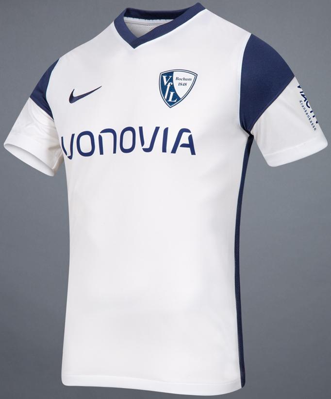 浅野拓磨が入団！ボーフム、21-22新ユニフォームは「スタジアム外観」を描く｜写真4