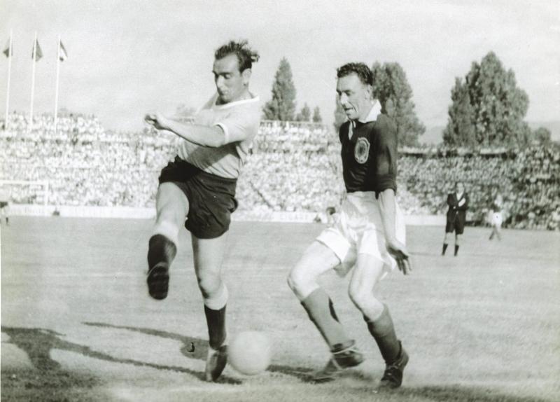 日本代表と対戦！ウルグアイ代表の「伝説的アタッカー」TOP10｜写真1