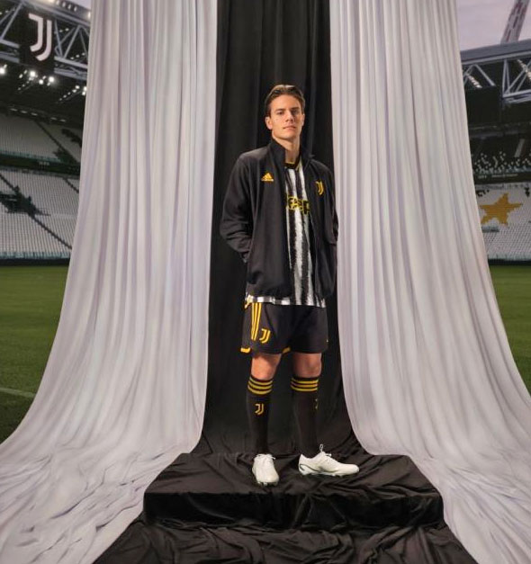 ユヴェントス、adidas新作「トレーニングウェア」3アイテムが登場！日本での発売は？｜写真8