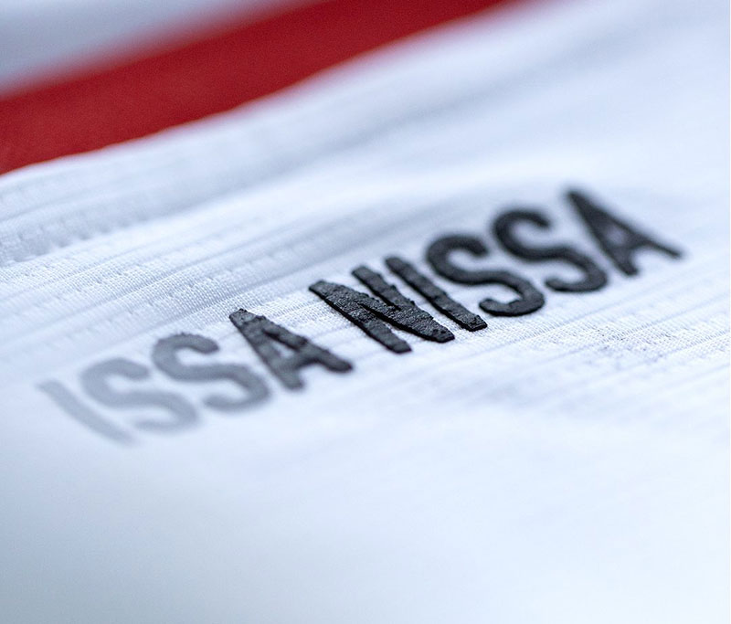 好調ニース、今季ユニは「42年ぶりに」le coq sportifが復活！クラシックな洗練デザインが好評を得る｜写真8