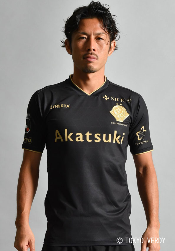 Jリーグで異彩を放った「漆黒のユニフォーム」6選｜写真6