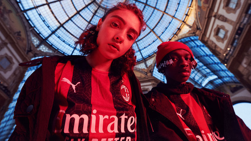 ミラン、優美な2020-21新ユニフォームを発表！デザインは「ショッピングモール」｜写真4