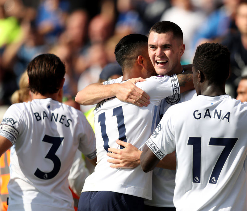 エヴァートン、2018-19サードユニフォームを発表！あのシンボリックな塔をデザイン｜写真8