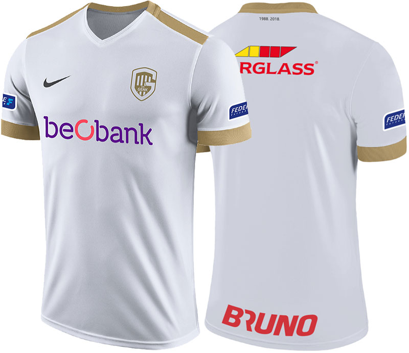 伊東純也の移籍先、好調ヘンクの2018-19ユニフォーム｜写真6