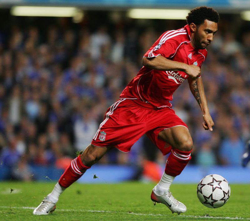 アーセナルとリヴァプール、両クラブに所属したスター選手11名｜写真15