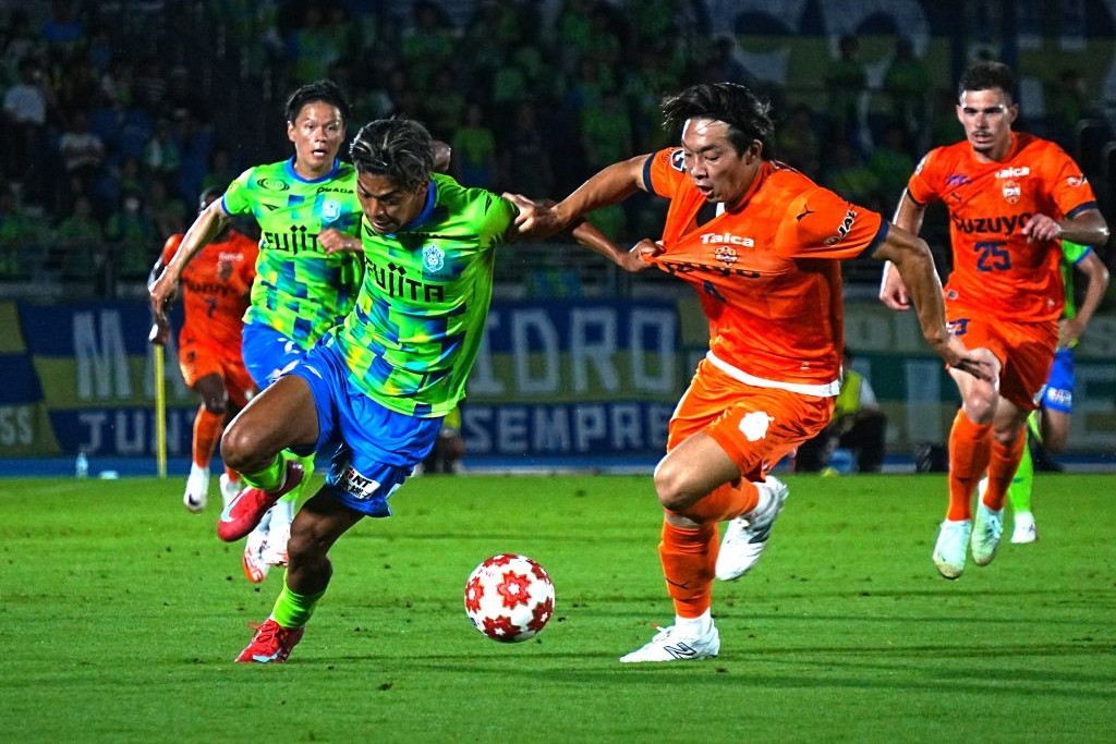 【インタビュー】J1残留へ…FW小田裕太郎が果たす湘南ベルマーレへの恩返し「あの状況の自分に手を差し伸べてくれた」｜写真6