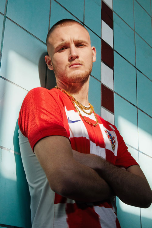 クロアチア代表、ロシアW杯に向けたチェック柄の新ユニフォームを発表！｜写真10