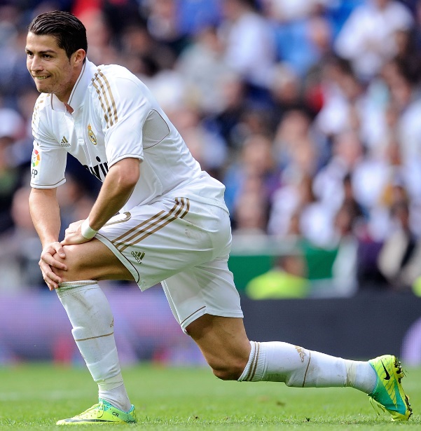 「襟立て」でユニフォームを着こなした5人｜写真4