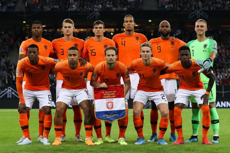 「国旗と違う色のユニフォームを着る8つのサッカー代表チーム」｜写真6