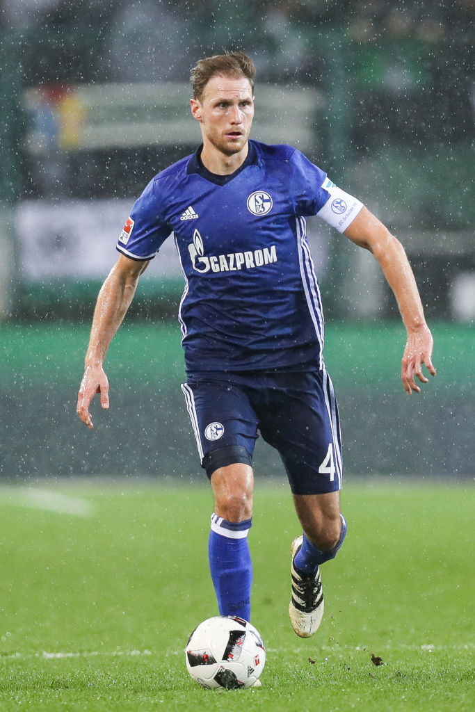 吉田麻也加入のシャルケ04、「2010年以降の最高DF」ベスト10｜写真6