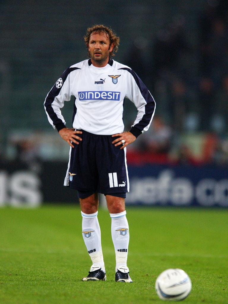 ヴィルツも敵わない？「サッカーの歴史上最高のフリーキッカー」TOP5｜写真3