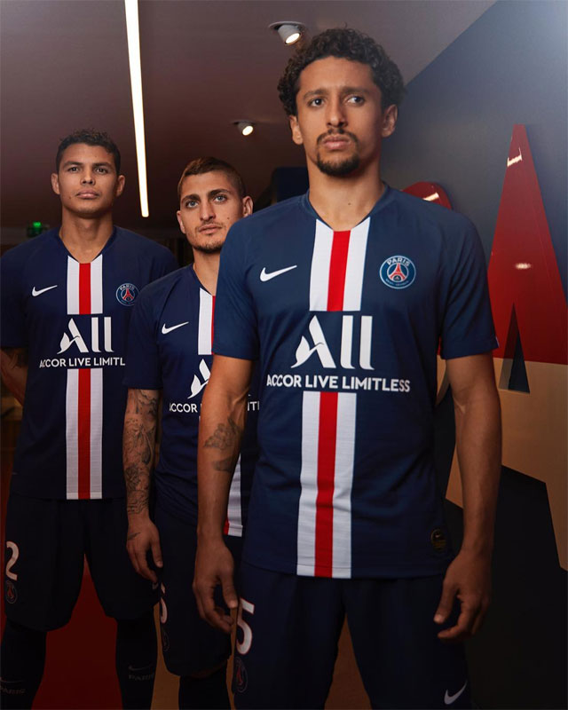 パリ・サンジェルマン、「NEWスポンサー」の2019-20新ユニフォームを発表！｜写真8