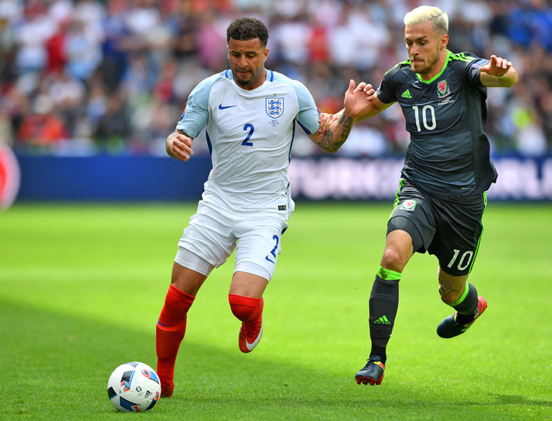 EURO伝説ユニ！2016年ウェールズ代表、「黄金世代」大躍進のユニフォーム｜写真6