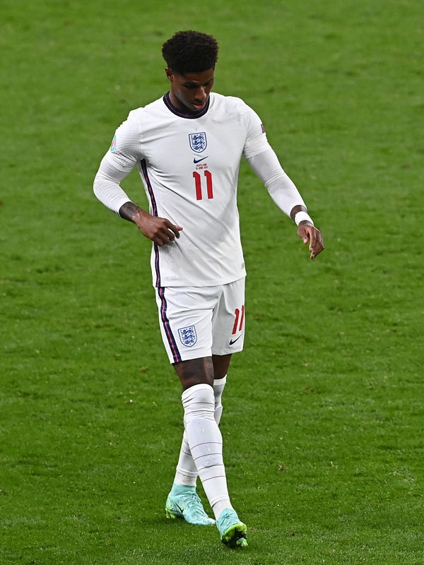 若きタレント軍団！イングランド代表の着用スパイクまとめ（EURO2020）｜写真11