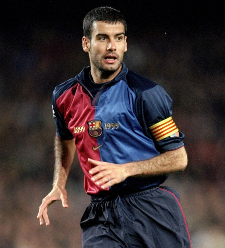 バルセロナ、NIKEの「最高にかっこいいユニフォーム」10選｜写真10