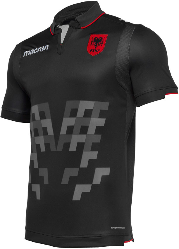 アルバニア代表、2019新ユニフォームを発表！あの「双頭の鷲」が復活｜写真6