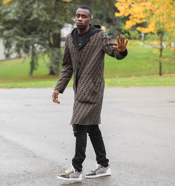 エムバペは赤！フランス代表、「冬の私服ファッション」はこんな感じ｜写真12