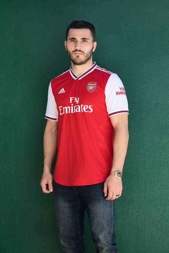 アーセナル、「25年ぶりにadidas復活」の2019-20新ユニフォームを発表！｜写真5