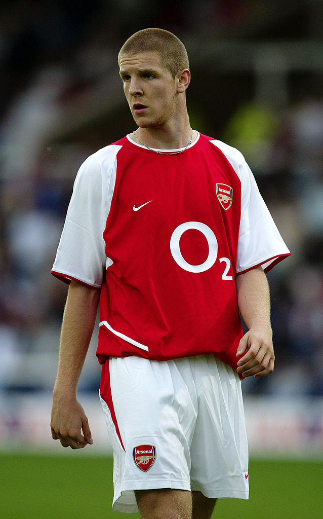 常本佳吾加入の「セルヴェットに所属した世界的スター8名」。元アーセナルやW杯優勝者も｜写真6