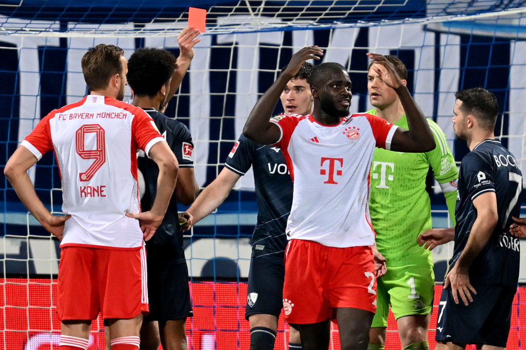 福岡のザヘディだけじゃない！2試合以上連続でレッドカードを受けた選手たち｜写真5