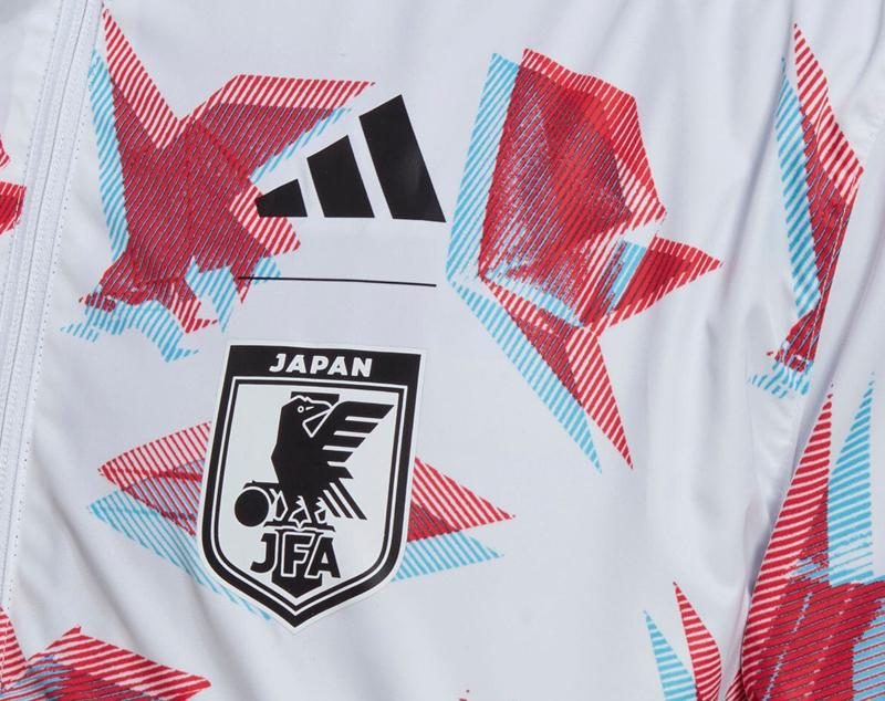 カタールW杯で着用！日本代表の「adidas新作チームウェア」9選｜写真19