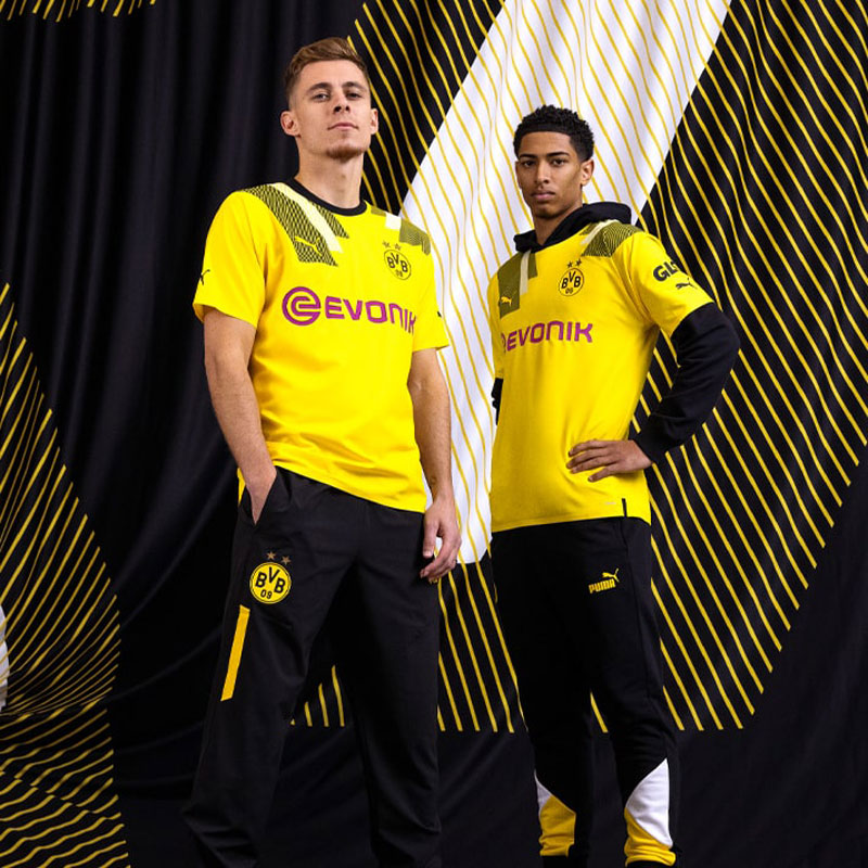 80年代“復活”！ドルトムント、CLでも着用のカップ戦ユニフォームを発表｜写真6