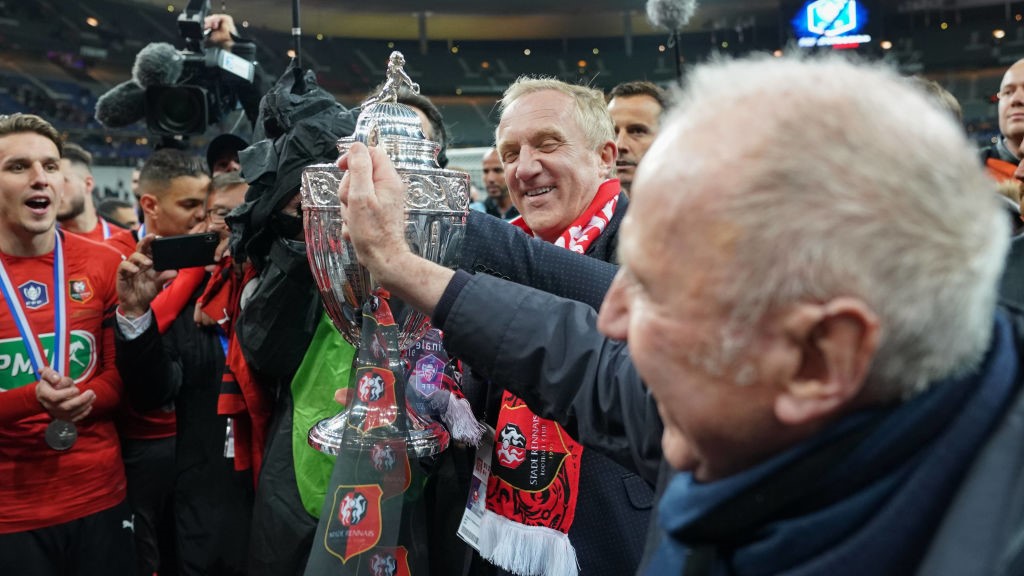 GUCCI、イヴサンローラン、バレンシアガ...古橋亨梧加入クラブのオーナーの本業が凄かった｜写真2