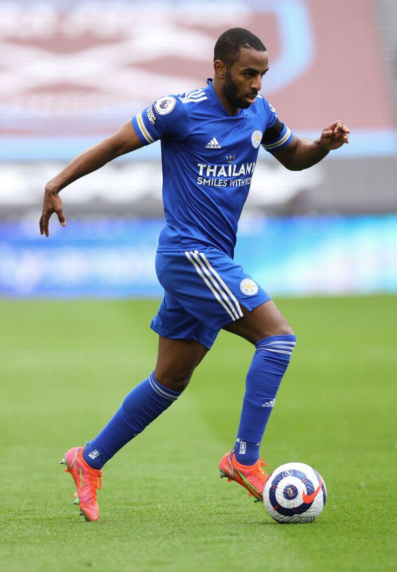 突き進め！ウイイレ2021「ドリブル最強の右サイドバック」TOP10｜写真3