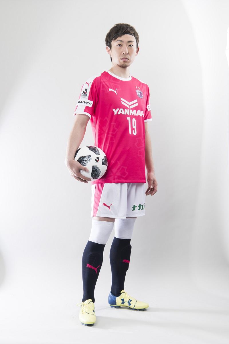 サッカー界に激震！？セレッソ大阪が柿谷曜一朗の「大阪エヴェッサ移籍」を発表！！｜写真6