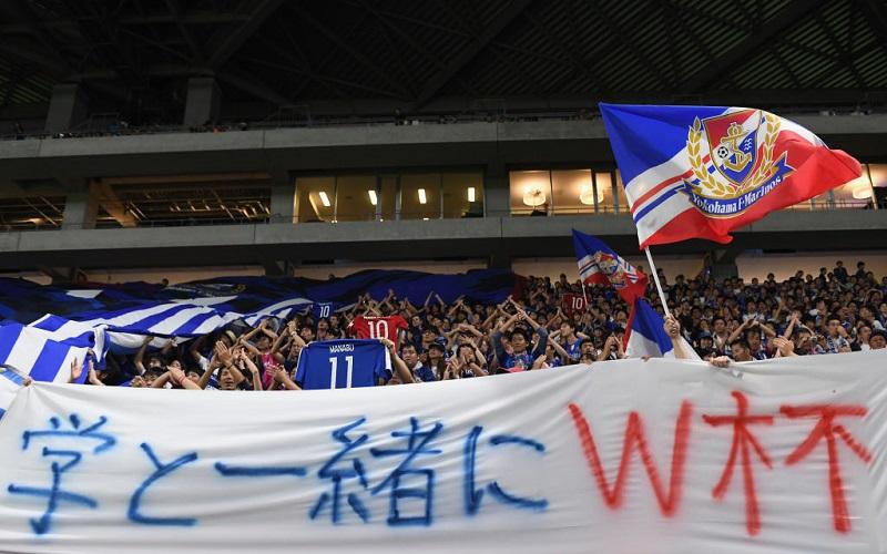 これがサポーターの力だ！齋藤学を感動させた、横浜FMファンの横断幕｜写真3