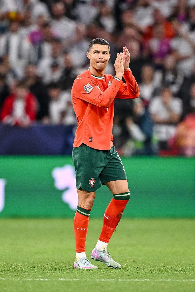 ロナウドvsメッシ！「代表チームでのゴール数が最も多い選手」5名｜写真5