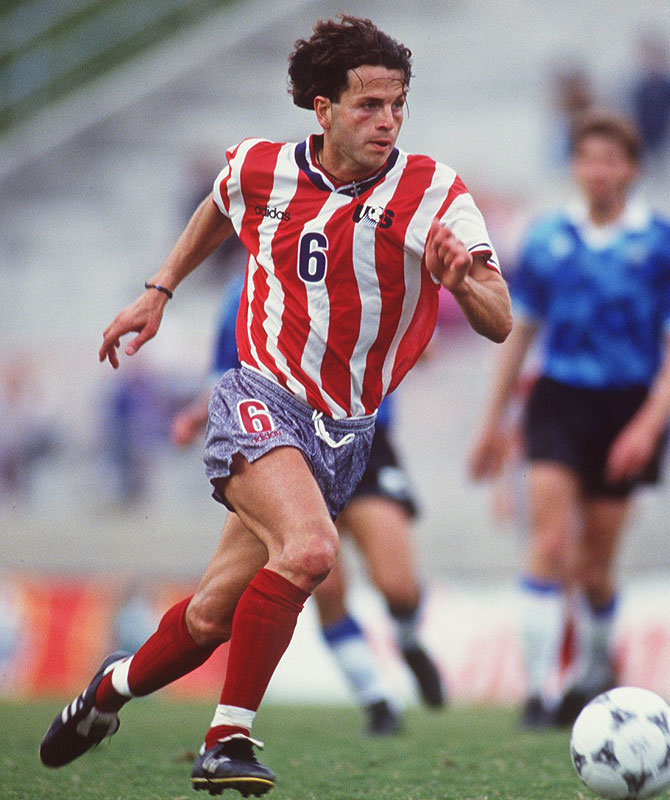 グラミー賞で話題！「This Is America」なユニフォーム｜写真2