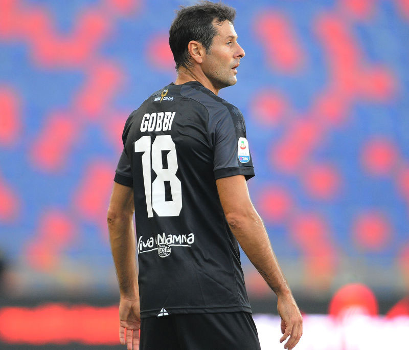 パルマの2018-19ユニフォーム、ジャッロブルーのボーダー「誕生20周年」に！｜写真11