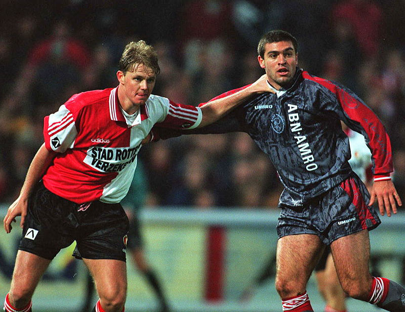 アヤックス、懐かしい「22年前のCLベスト4」ユニフォームはこんな感じ！｜写真5