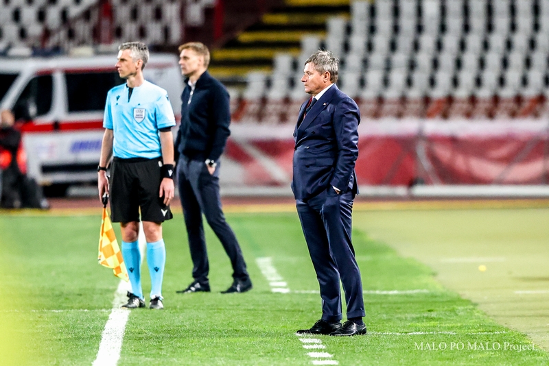 EURO予選で日本人女性がストイコヴィッチとセルビア代表を撮影した。『最高の被写体との真剣勝負』｜写真13