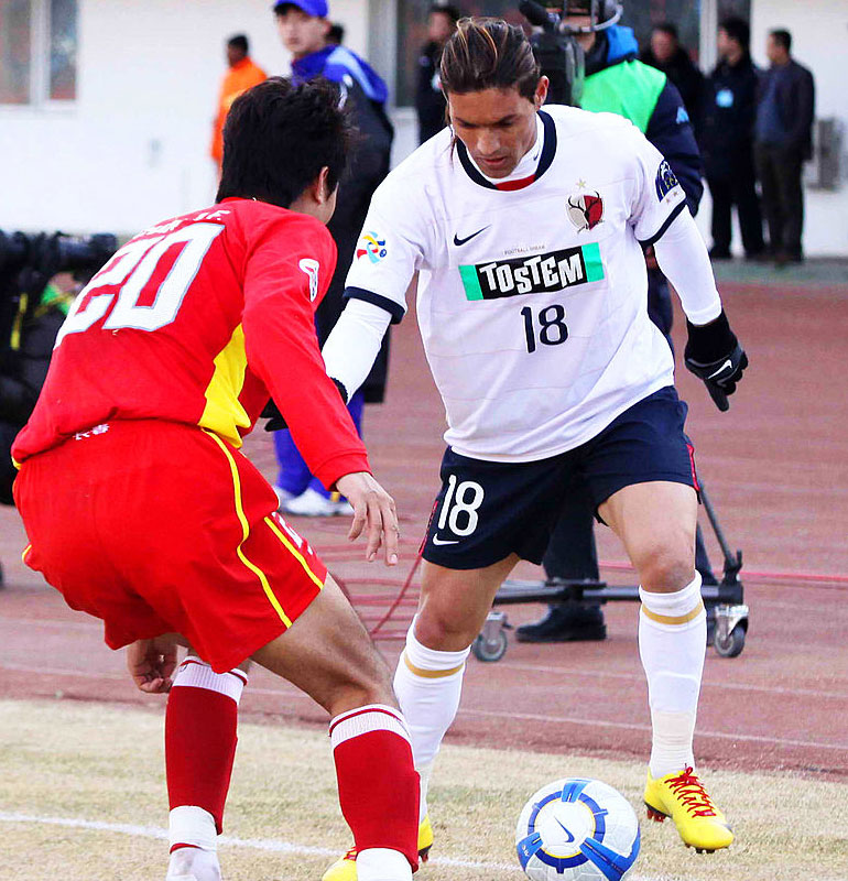 いよいよ決勝戦！鹿島アントラーズ、「ACL激闘」をユニフォームで振り返る｜写真9