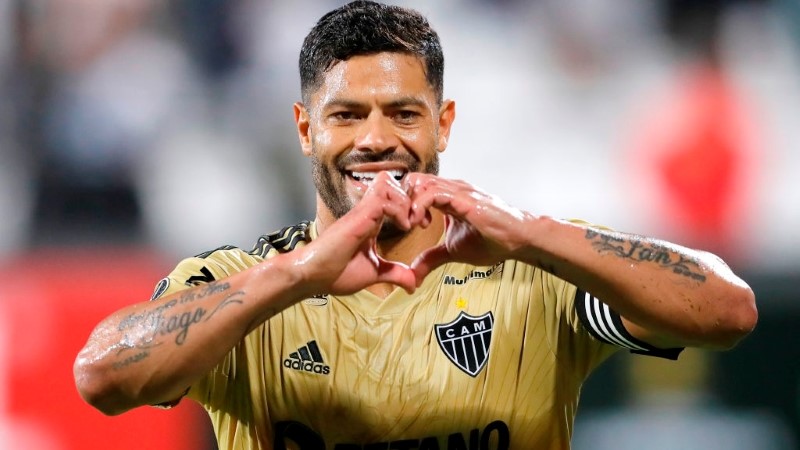 Jリーグから世界で活躍！日本から欧州へ移籍して活躍した外国籍選手3人｜写真2