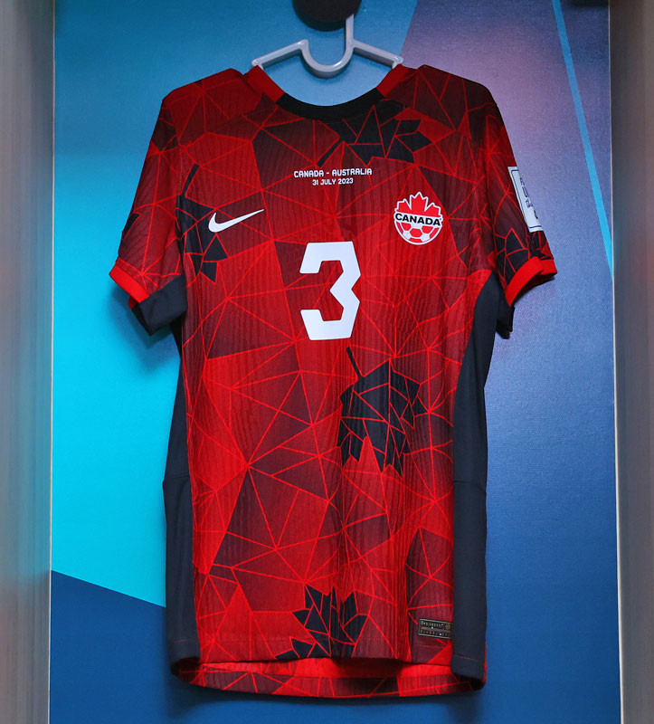 日本と戦うカナダ代表、たぶん誰も知らないユニフォーム“こぼれ話”「W杯なのに新作ユニなし」「完全に女子優遇」｜写真6