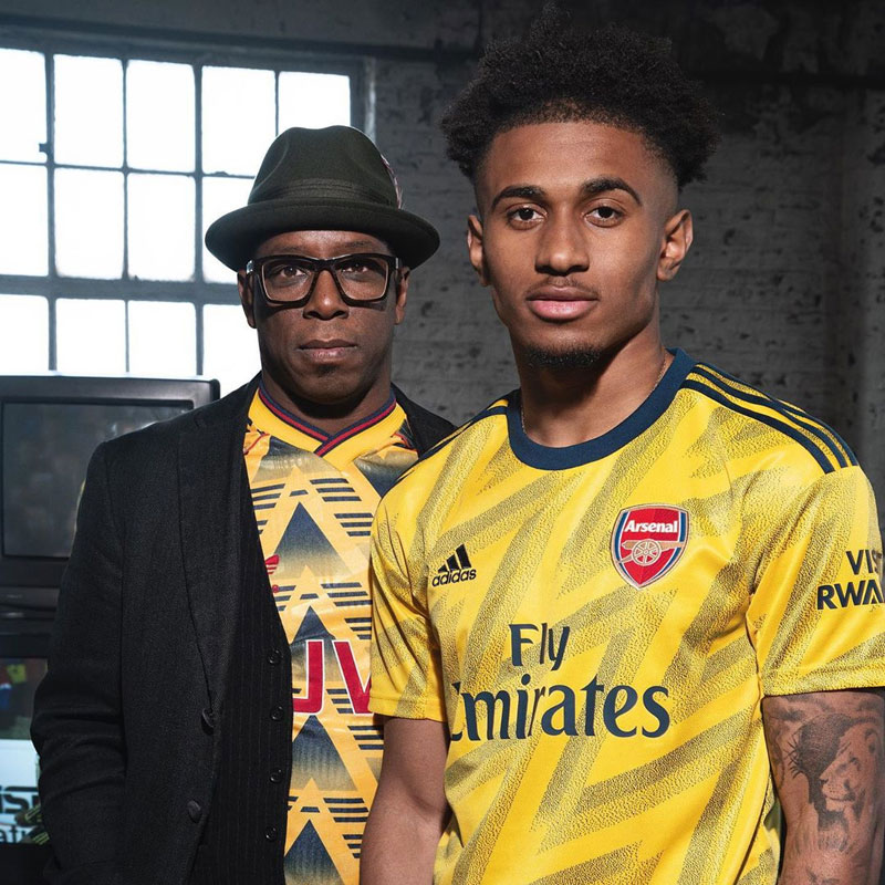 アーセナル、伝説の「傷んだバナナ」再来の2019-20アウェイユニフォーム発表！｜写真5