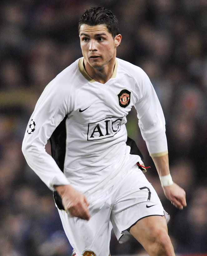 ユナイテッドvsリヴァプール！最高にカッコいい「白いユニフォーム」10選｜写真2