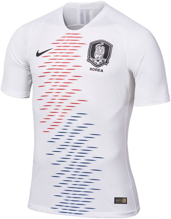 韓国代表、「ブルー少なめ」のW杯ユニフォームを発表！｜写真5