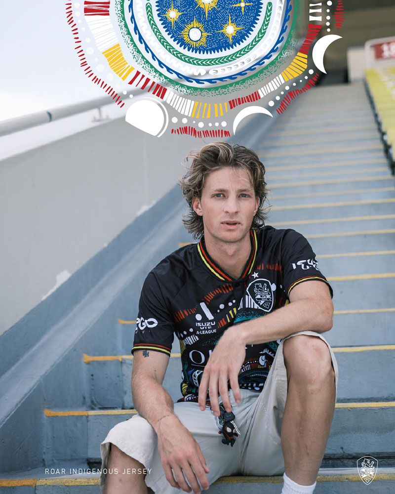 民族問題を軽視するな！豪1部ブリスベン、問題提起の「先住民族ユニフォーム」がカラフルで美しい｜写真4