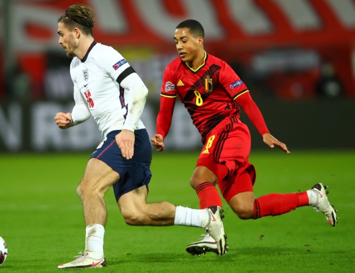 世界の代表チーム、いま「背番号8」を背負う男たち(2020年11月)｜写真7