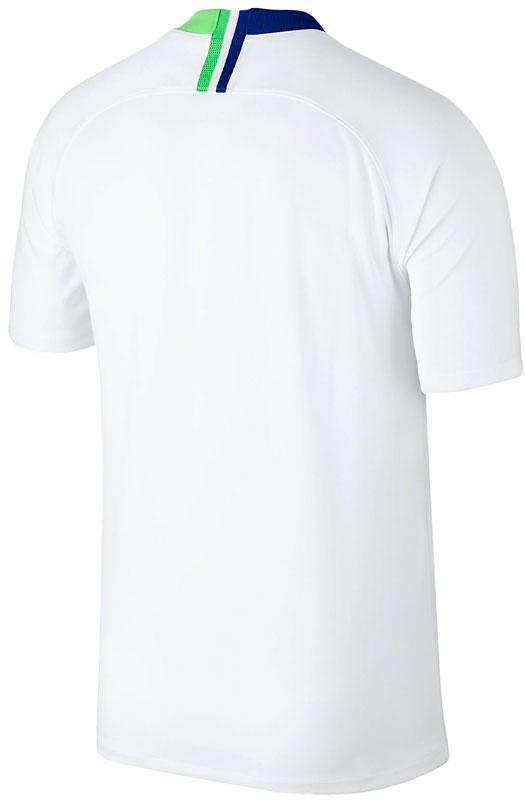 ヴォルフスブルク、2018-19新ユニフォームが登場！今の「VWロゴ」は見納めに？｜写真6